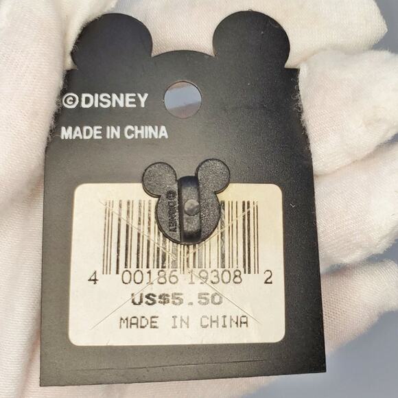 Disney Designs Vintage Goofy Enamel Pin - Picture 6 of 12